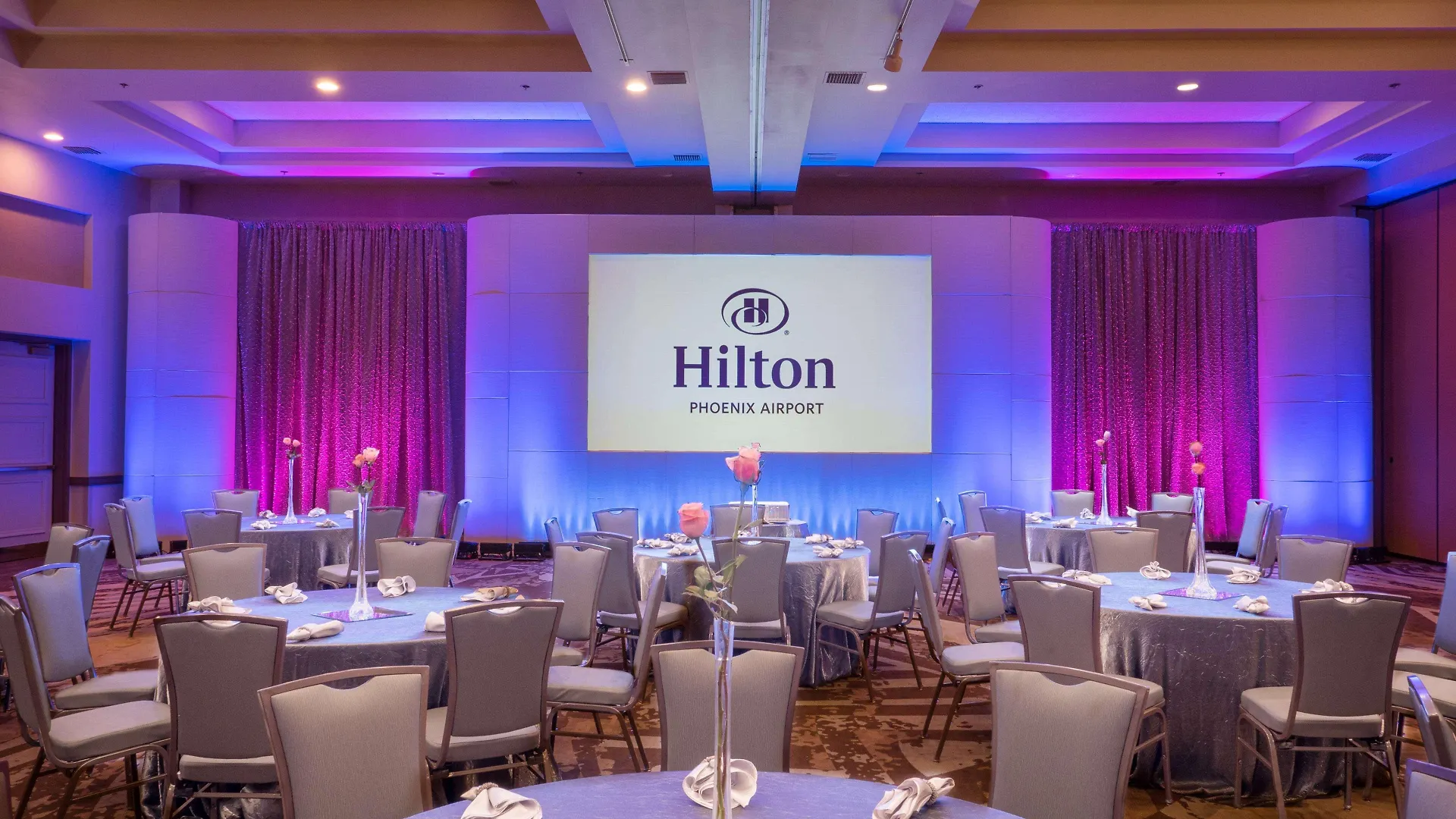 *** Hotel Hilton Phoenix Airport United States